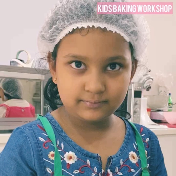 Snippets from our Easter Baking Workshop 🧑‍🍳🐣

Baking is a skill where kids learn to organise, plan and implement their thoughts into action 
🧑‍🍳

We had a fun interactive session with the kids where they gained knowledge regarding safety and precautions they need to take while baking and complete know how on the process and instruments that we use 🧑‍🍳🧁 

#baking #bakingworkshop #kidsbakingworkshop #kidsinthekitchen #lifeskillsforkids #lifeskills #kidsbaking #summercamp #learntobake #eventsinbangalore #whatsupbengaluru #nammabengaluru