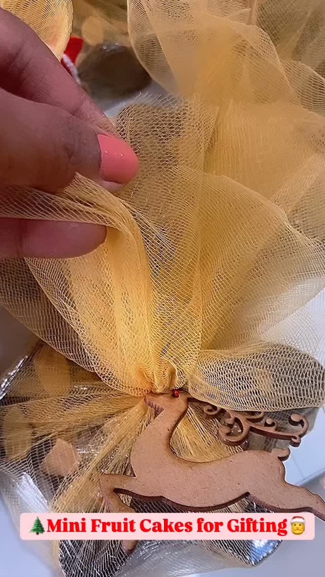 🎅🏼 

Our egg free and egg based fruit and nut loaded Christmas fruit cakes are now available on orders 🎁

DM or call us on 9620902494 to place your orders now 🎉🎅🏼 

#Christmas #christmascake #richfruitcake #plumcake #rum #bangalorefoodies  #cake